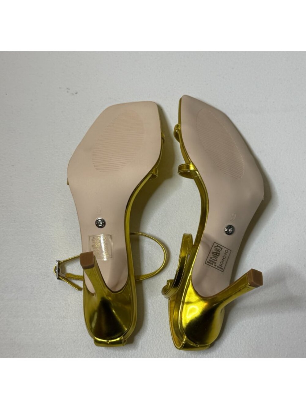 Azalea Wang Gold Metallic Strappy Heels Womens 9 Square Toe Ankle Strap - Picture 4 of 9